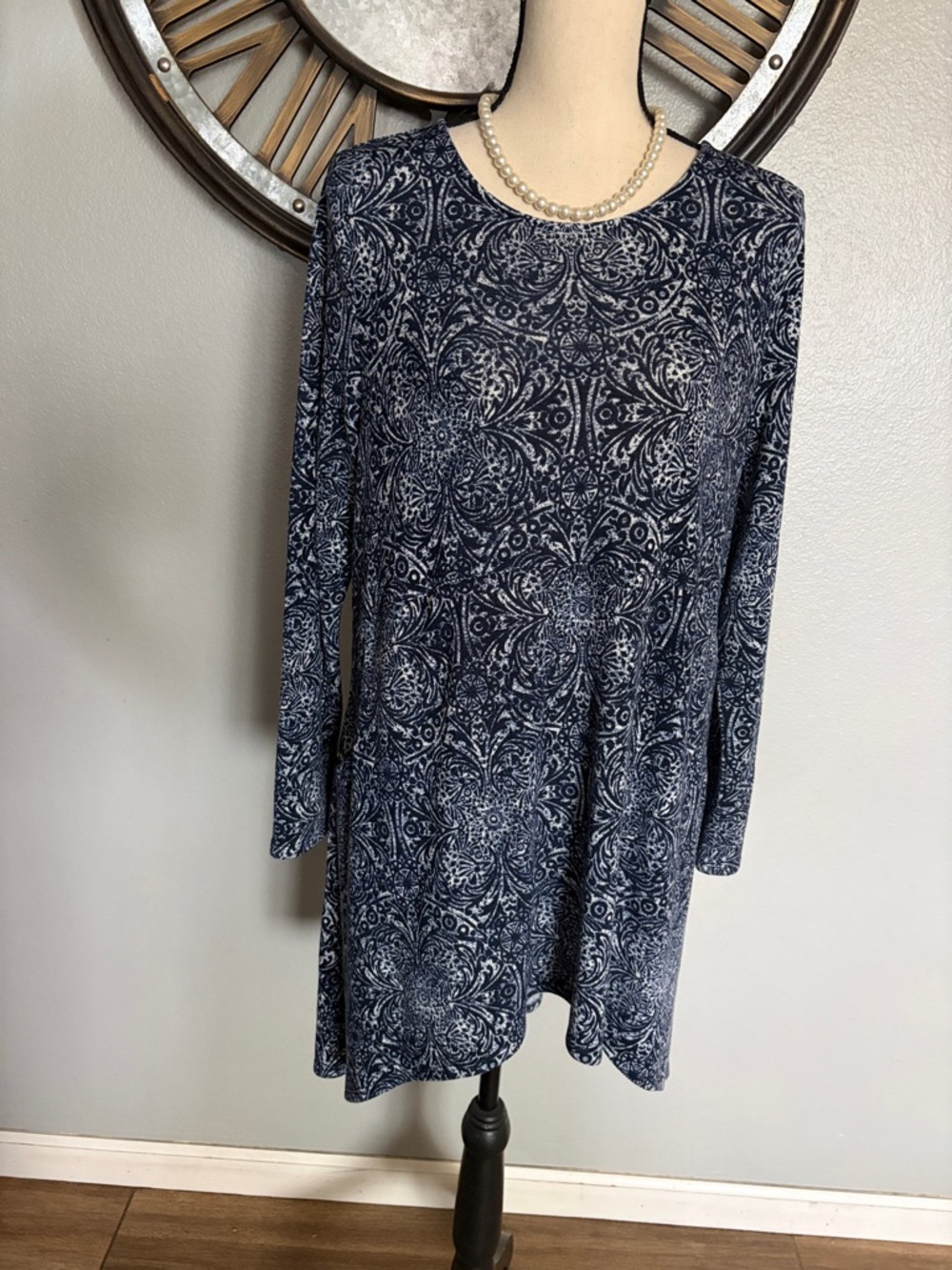 CHICO'S KNIT PAISLEY TUNIC TOP SHIRT BLUE TEAL LONG  SLEEVES STRETCH.